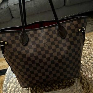 Just needs a little cleaning.